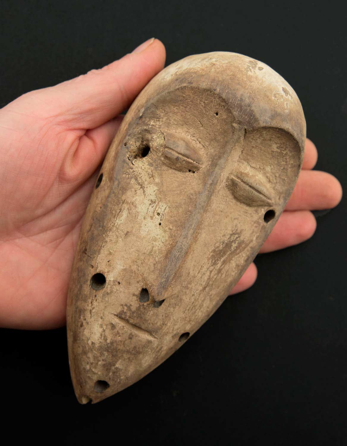 Masque passeport Lega – Masquette africaine miniature en bois 17 cm