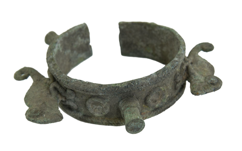 Bracelet africain Dogon – Manille en bronze et monnaie traditionnelle
