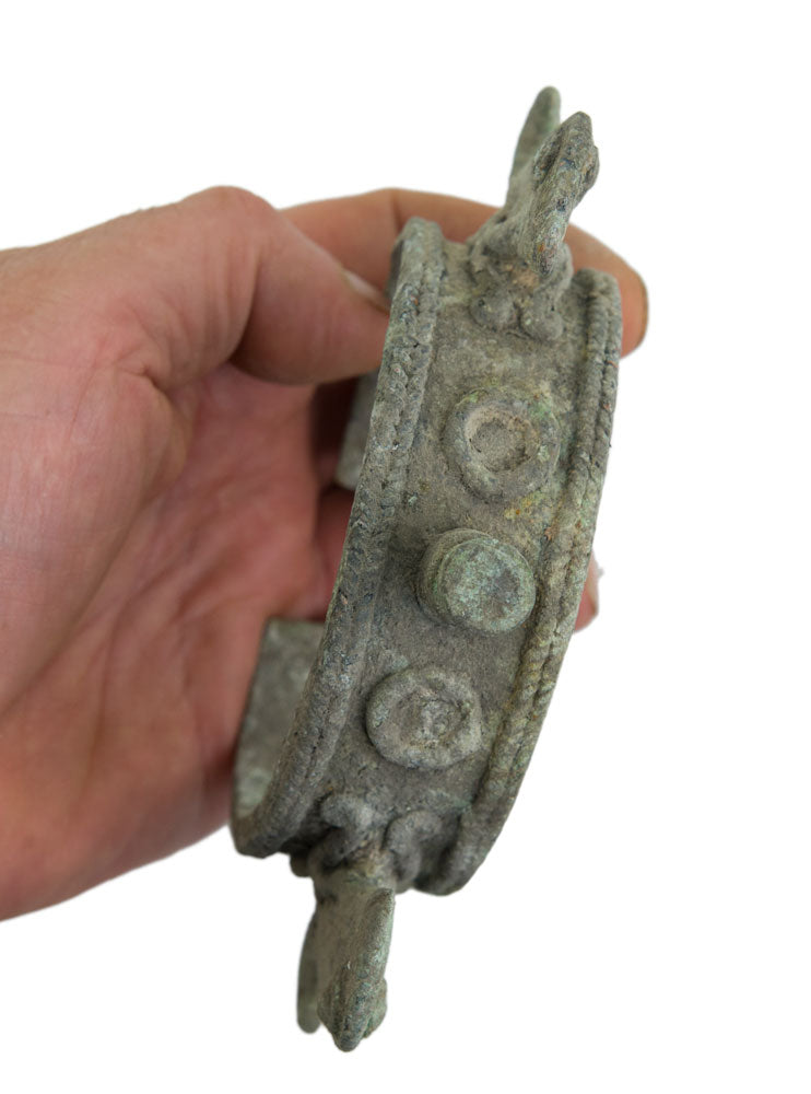 Bracelet africain Dogon – Manille en bronze et monnaie traditionnelle