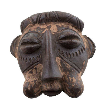 Masquette africaine votive Bamoun en terre cuite – masque passeport miniature