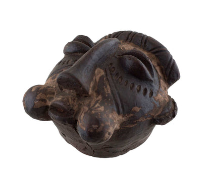 Masquette africaine votive Bamoun en terre cuite – masque passeport miniature