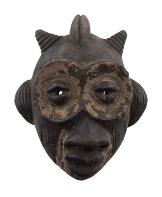 Masquette africaine votive Ibibio en terre cuite – masque passeport miniature