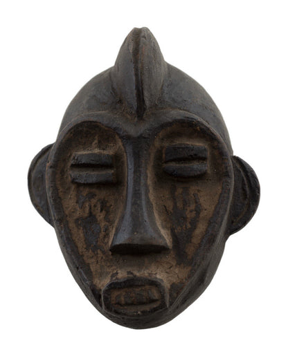 Masquette africaine votive Lega en terre cuite – masque passeport miniature