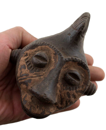 Masquette africaine votive Lega en terre cuite – masque passeport miniature