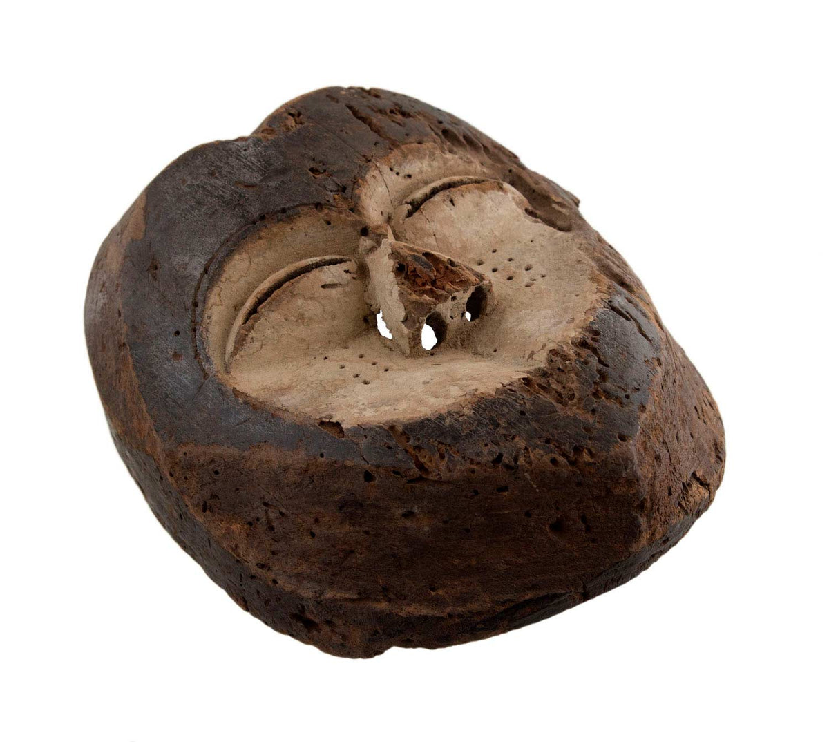 Masque africain Lega en bois et pigments – RDC
