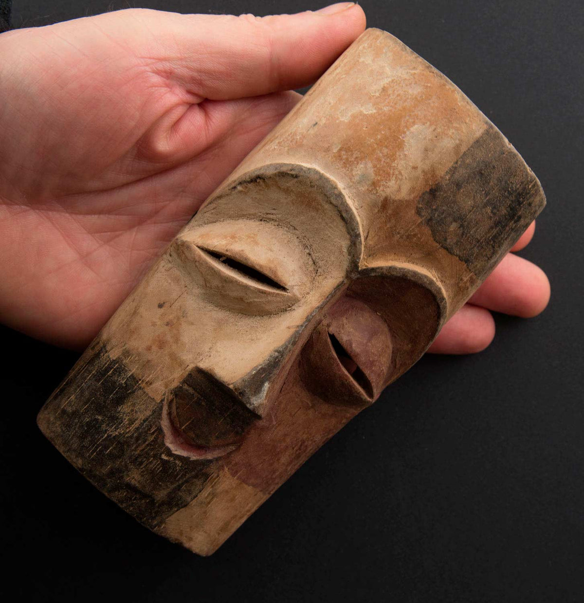 Masque passeport Vuvi – Masquette africaine miniature en bois 15 cm