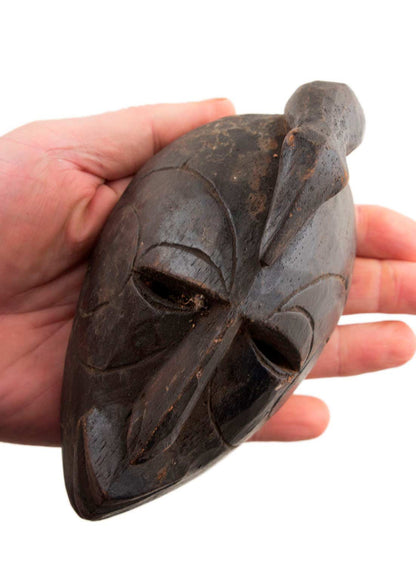 Masque passeport Igbo Agbogho Mmwo – Masquette africaine miniature en bois 16 cm