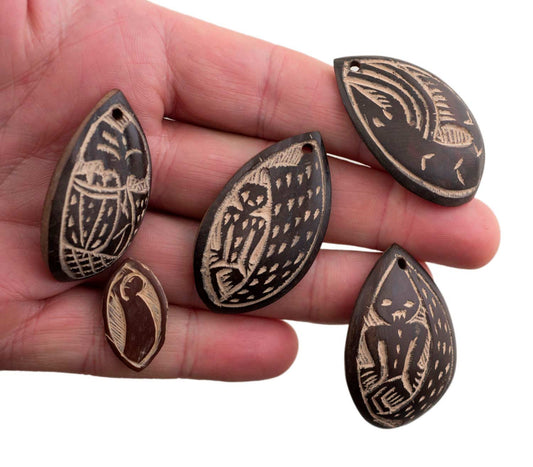 Lot de 5 jetons du jeu d’Abbia – Ewondo, Cameroun