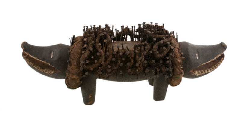 Fétiche africain chien Nkisi Nkonde Kozo – RDC
