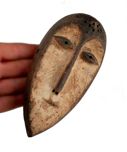 Masque passeport africain – Masquette en bois et pigments 15 cm
