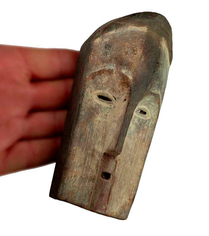 Masque passeport africain – Masquette en bois et pigments 15 cm