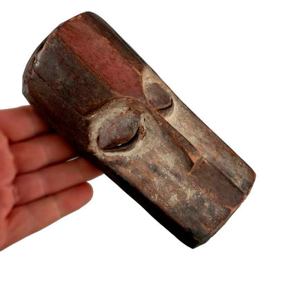 Masque passeport africain – Masquette en bois et pigments 17 cm