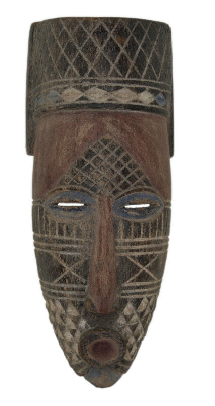 Ancien masque féminin Kuba Ngaady a Mwaash de RDC – sculpture en bois