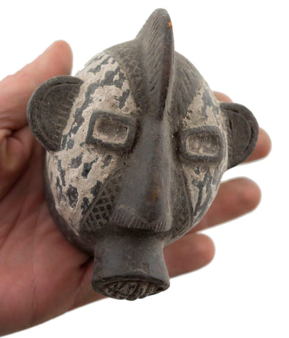 Masquette africaine votive en terre cuite – masque passeport miniature
