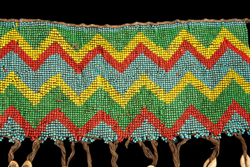 Cache-sexe Kirdi perlé Pikuran – Art africain du Cameroun