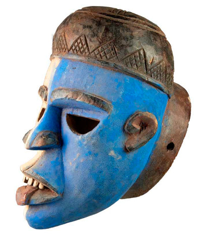 Masque Yombe Kongo polychrome en bois – 33 cm