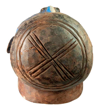 Masque Yombe Kongo polychrome en bois – 33 cm