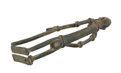 Ancêtre de chefferie Dogon en bronze oxydé – Mali