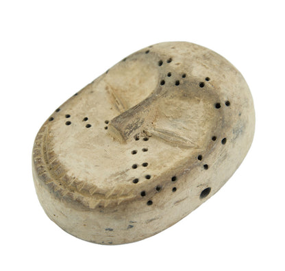 Masque passeport Vuvi – Masquette africaine en bois et pigments 14 cm