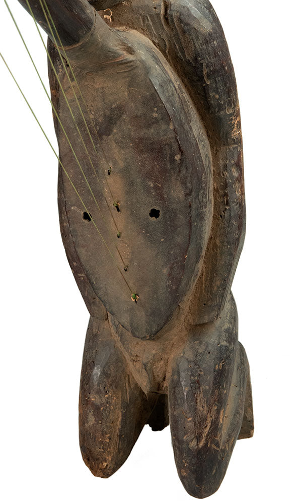 Ancienne harpe arquée africaine anthropomorphique – Instrument traditionnel en bois