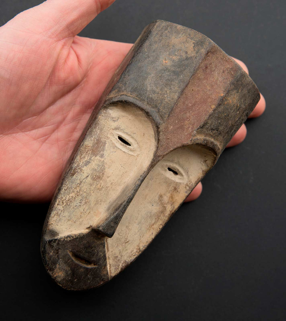 Masquette Tsogho – Masque diminutif passeport africain en bois