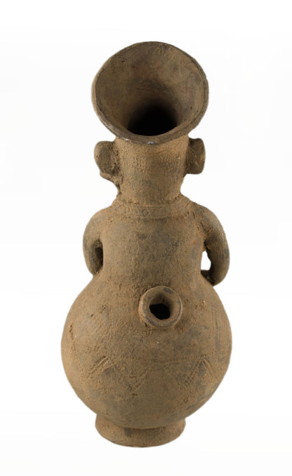 Jarre Mangbetu anthropomorphe en terre cuite – Maternité, RDC