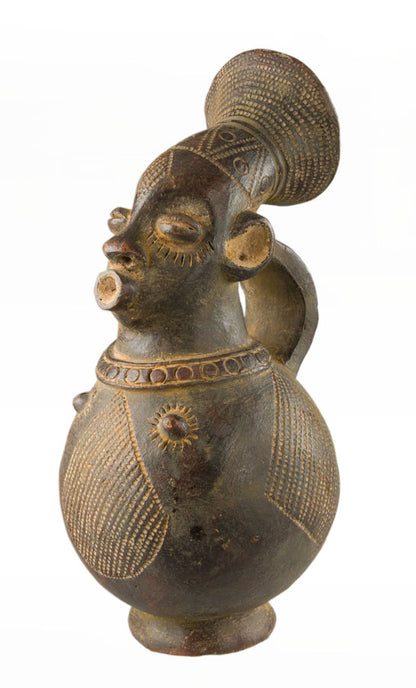 Jarre Mangbetu anthropomorphe en terre cuite – Maternité – République démocratique du Congo