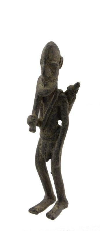 Ancienne statuette africaine chasseur Dogon en bronze – Mali