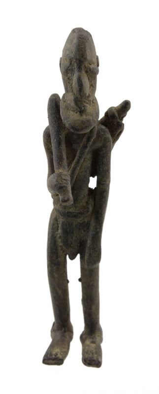 Ancienne statuette africaine chasseur Dogon en bronze – Mali