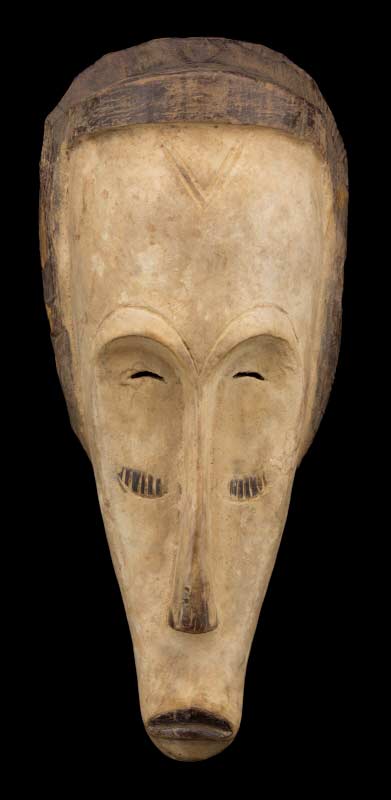 Masque casque Fang Ngil du Gabon en bois et kaolin