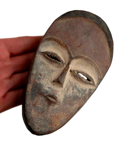 Masque passeport africain – Masquette en bois et pigments 16 cm