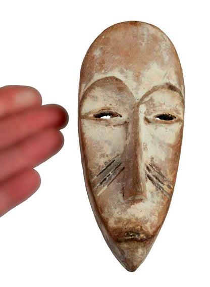 Masque passeport Fang – Masquette africaine en bois 15,5 cm