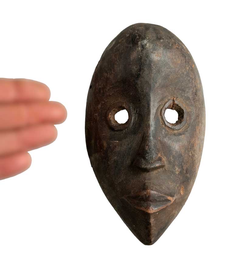 Masque passeport Dan – Masquette africaine en bois 16,5 cm