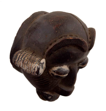 Masque passeport africain miniature en terre cuite – pièce unique